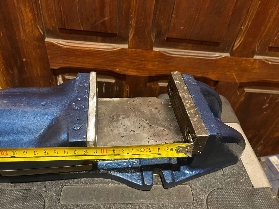 Stare prl narzedzia imadło maszynowe bison