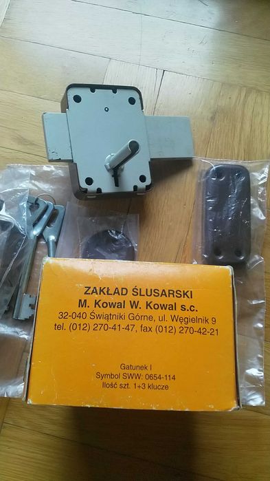 zamek wierzchni zasuwkowy wielozastawkowy ATLAS 140 mm