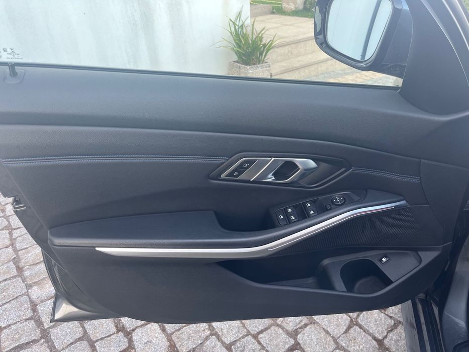 BMW 330 e Auto532566030922567686