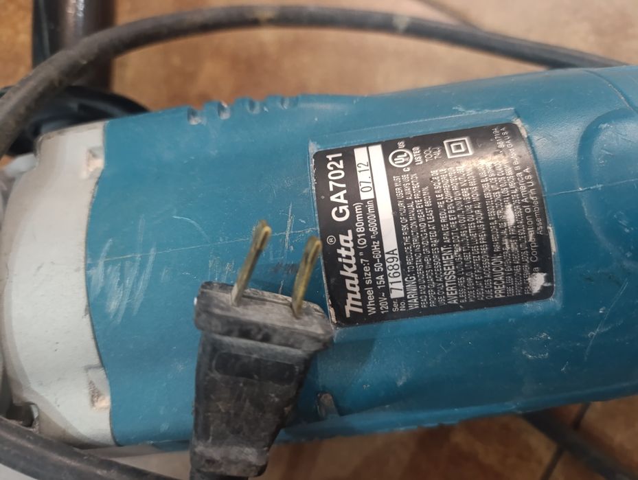 Szlifierka kątowa Makita