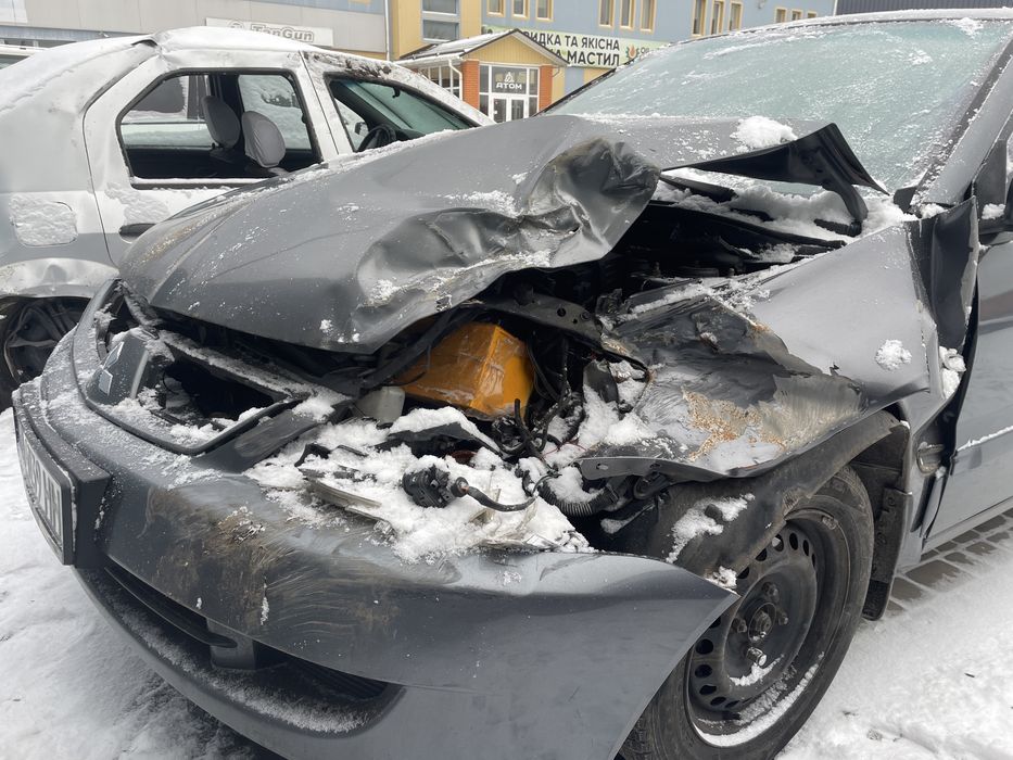Авто Mitsubishi lancer9