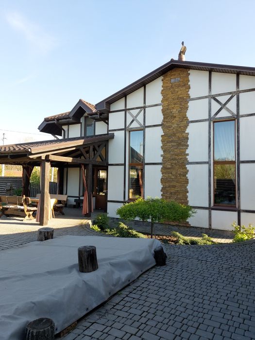 Продам современный 2х этажный дом с отличным ремонтом