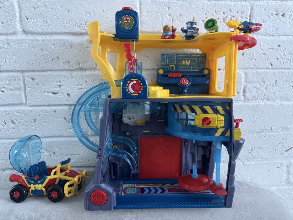 Ігровий набір SuperThings