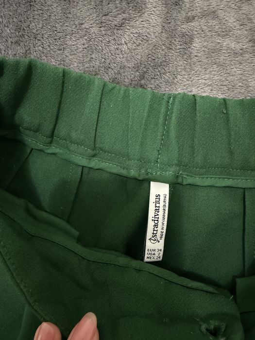 Штани Stradivarius