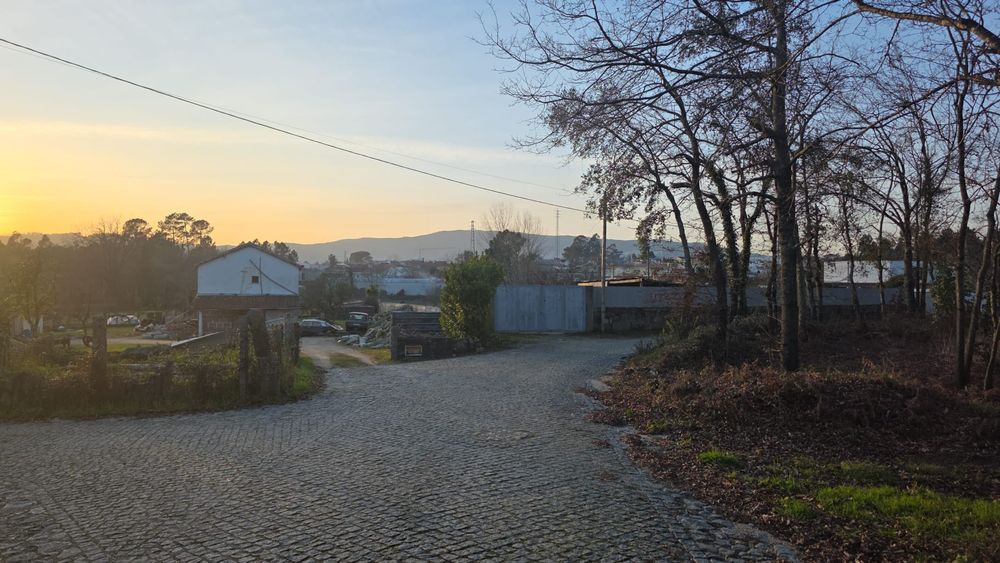 Lote casa movel,5 mil euros de entrada