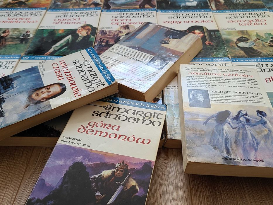 Saga o Ludziach Lodu, Margit Sandemo - zestaw książek 47 tomów