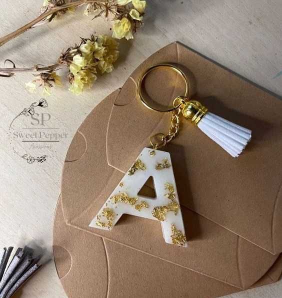 Letra Porta-chaves Personalizados em Resina Epóxi