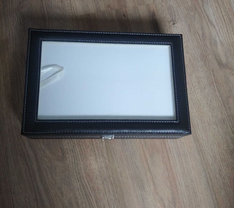 Caixa para 12 relógios - Nova