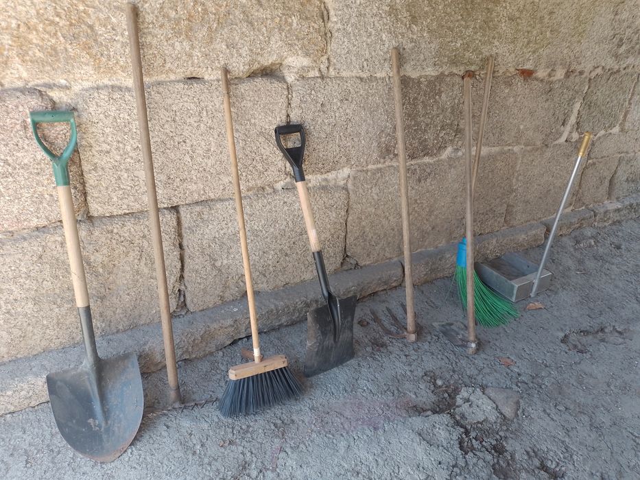 Algum material de jardinagem