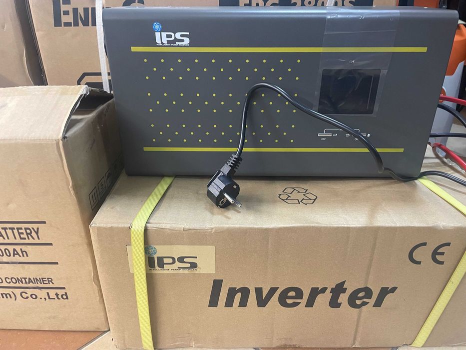 ДБЖ IPS IPS600-SIN-WM (600Вт, 12В, 30А), IPS IPS300-SIN-WM (300Вт)