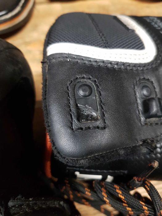 Buty robocze HELLY HANSEN rozm 43 wkł 28,5 cm S3