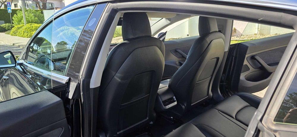 TESLA, Model 3 Standard Range Plus Rear Wheel Drive