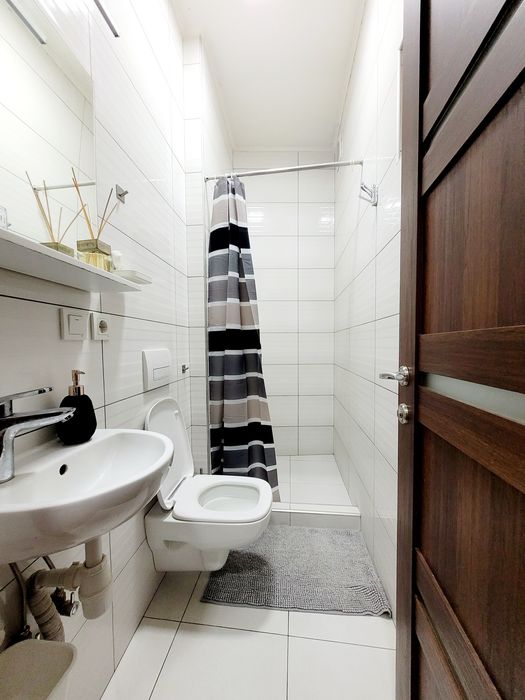 Подобово Львів , центр, пл. Я.Осмомисла, поруч пл. Ринок. Оперний.