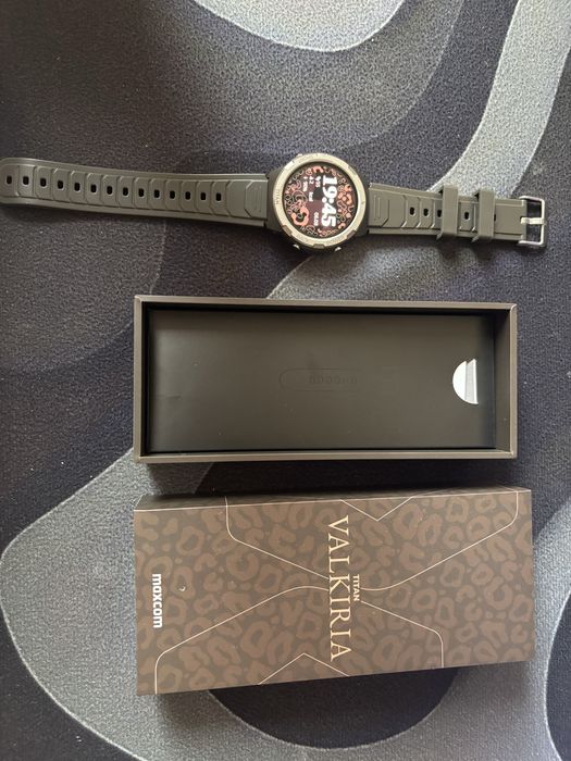 Smartwatch Valkiria Titan