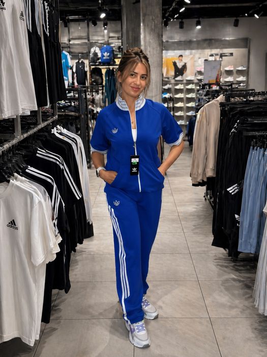 Спортивний костюм adidas