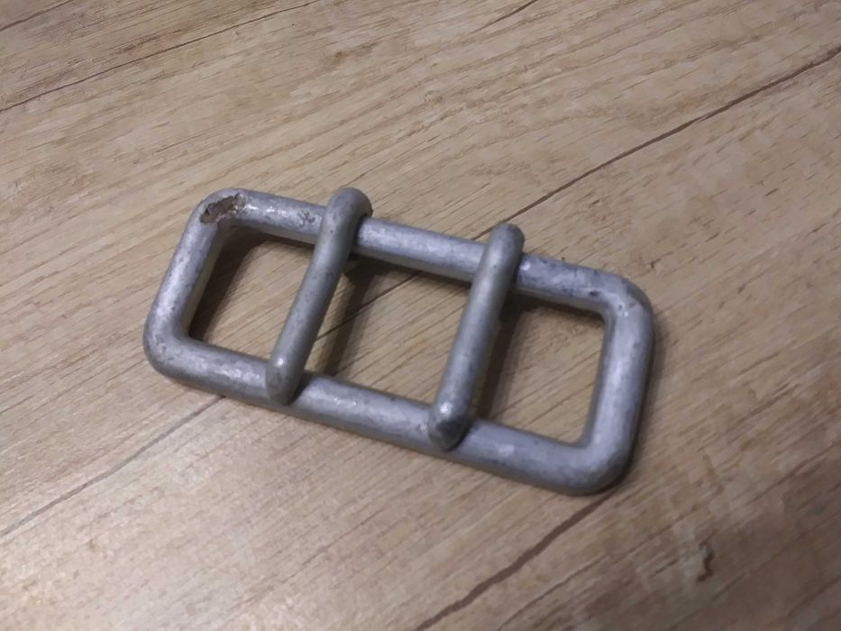 Stara aluminiowa klamra do pasa pas strażacki sprzączka ucho PSP OSP