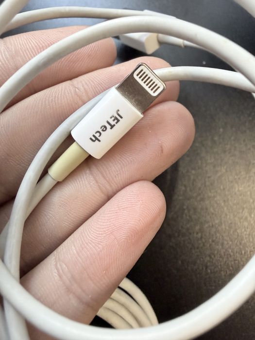 Lot #9 – 3 kable USB-A – Lightning do iPhone, 2× 1 m + 1× 2 m
