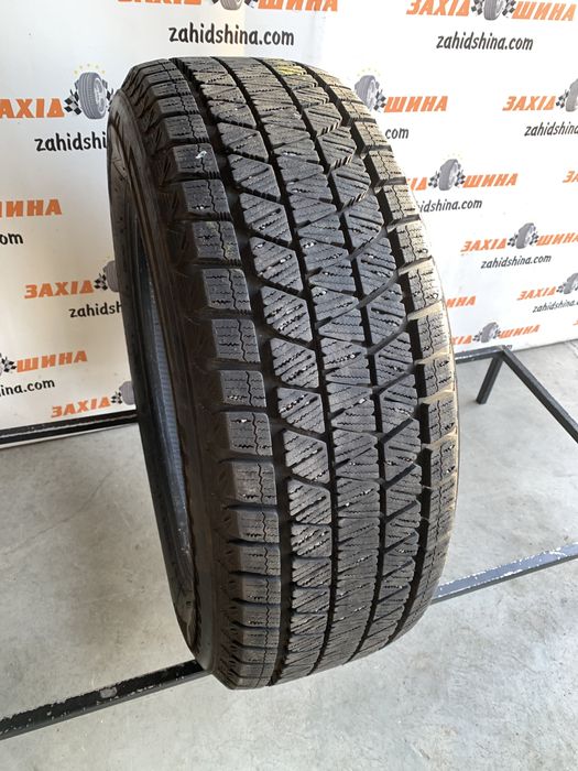 (1шт) 235/60R18 Bridgestone Blizzak DM-V3 (9мм) 2022 рік зимова шина