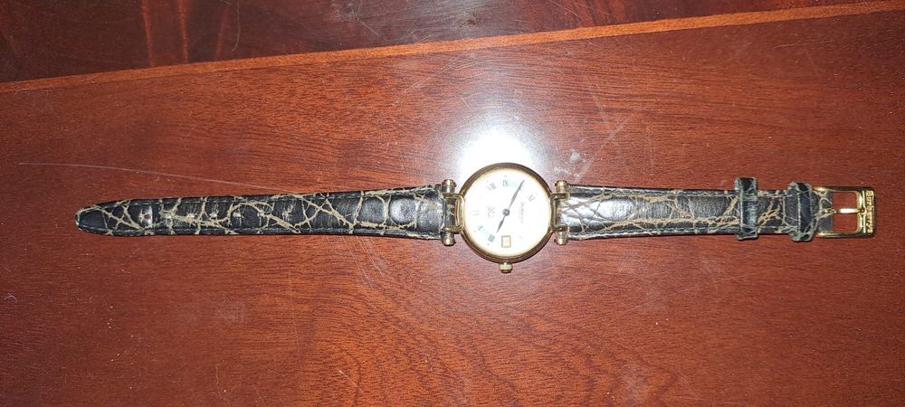 Relogio de senhora Burberrys