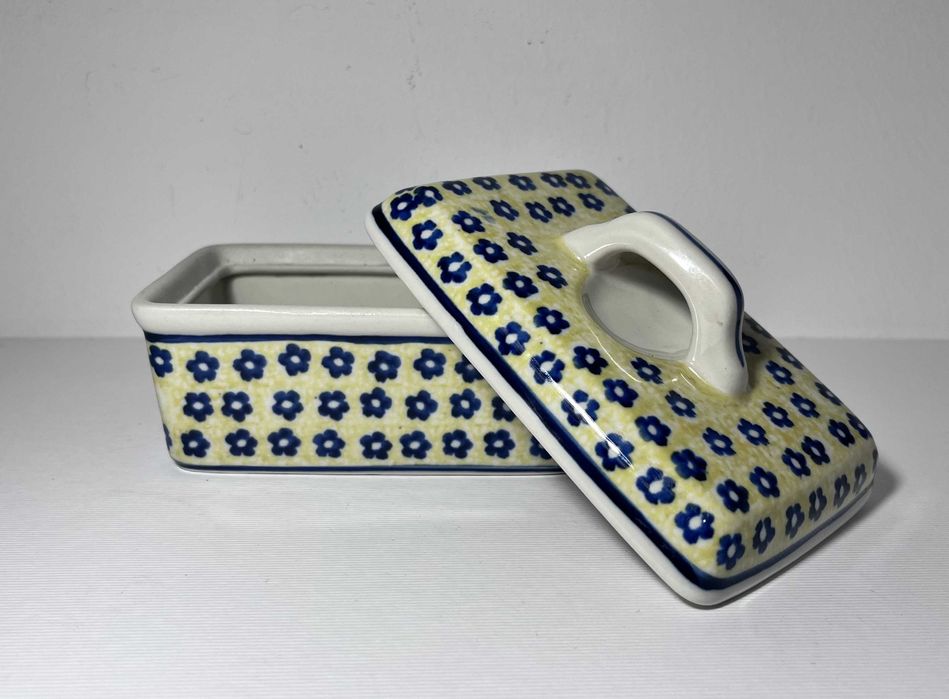 Maselnica/ szkatuła/ puzderko ceramika Bolesławiec, ręcznie malowana.