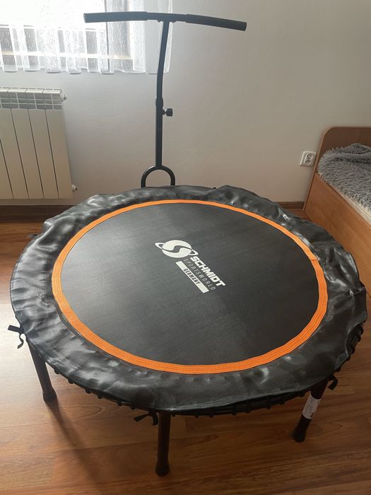 Trampolina fitness z uchwytem