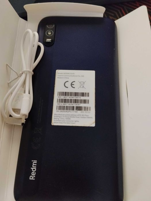 sprzedam telefon Redmi 9AT