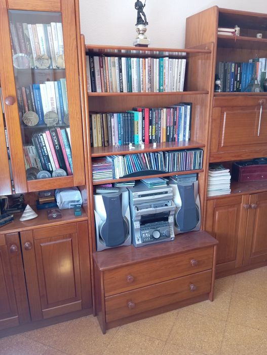 Móvel de sala usado em bom estado