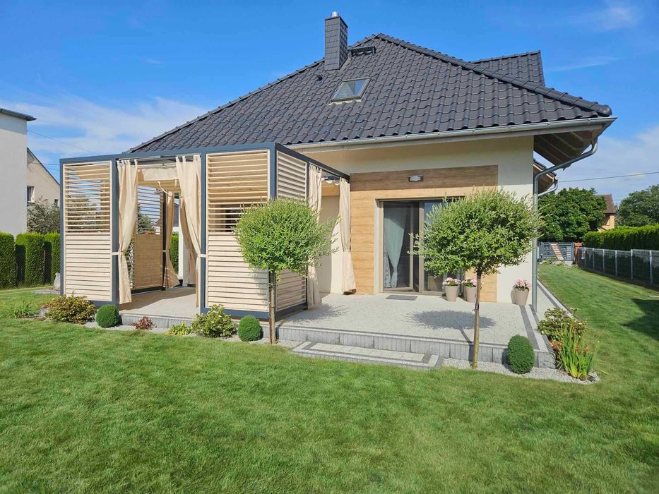 Żaluzje tarasowe  do : pergola altana taras balkon ogród.