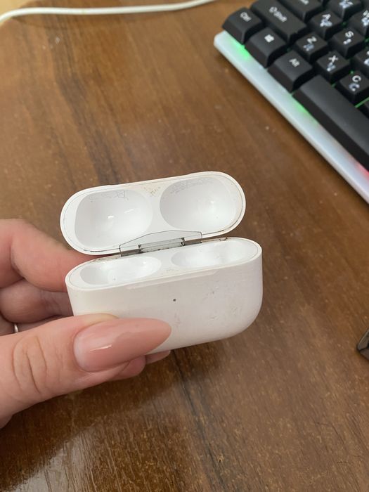 Кейс AirPods pro 2 A2700