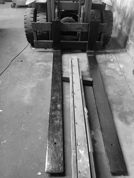 Empilhador 45 NiSSAN