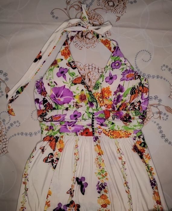 Красивое Платье в пол.