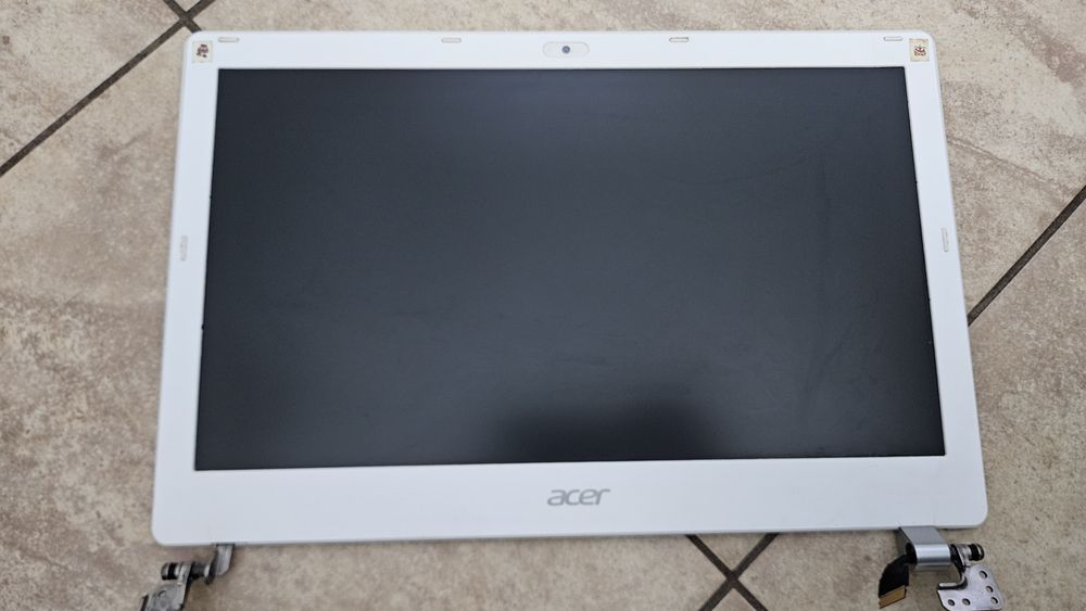 Skrzydło matryca Acer V371