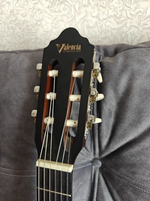 Гітара Valencia 7/8
