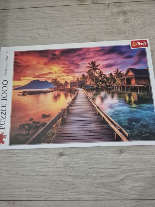 Puzzle 1000el stan idealny!