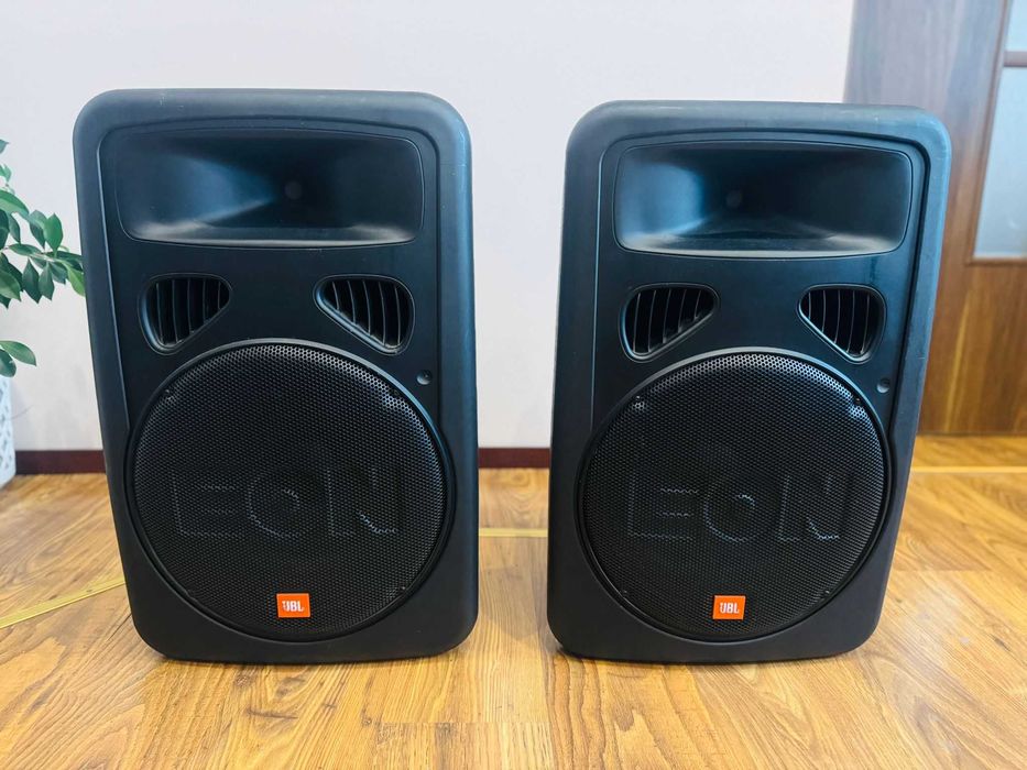 Aktywne kolumny jbl eon 15 G2  + pokrowce - super moc!!