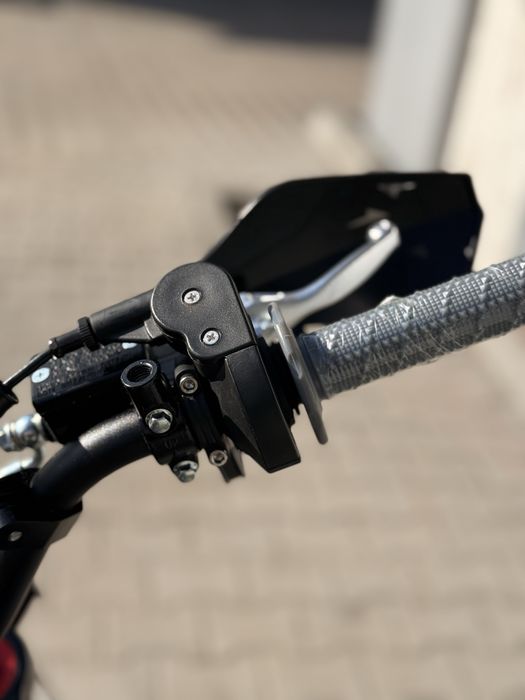 Мотоцикл IROS RS-68 yx140cc