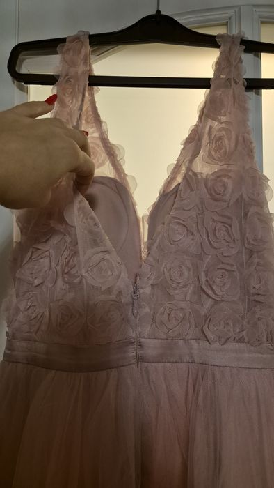 Sukienka Tiulowa z różami MBella