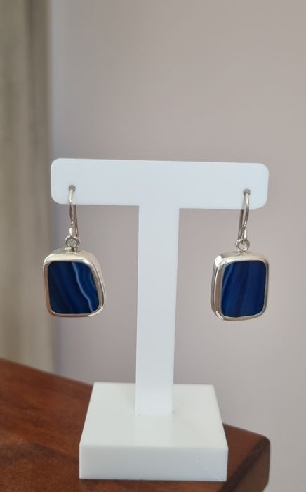 Srebrne kolczyki z niebieskimi kamieniami 925