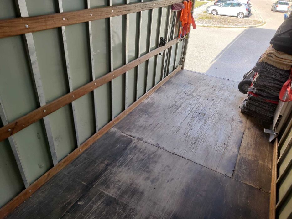 Mitisubishi Canter 2.8. Como nova! BAIXA QUILOMETRAGEM!