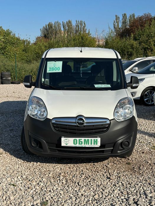 Продам Opel Combo 2018 рік можлива розстрочка,кредит,обмін!
