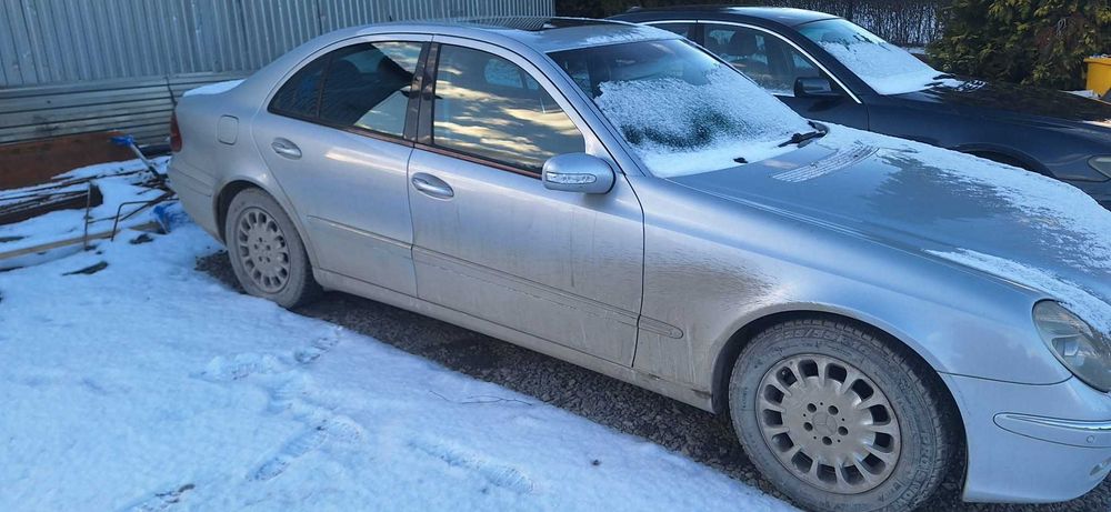 Mercedes benz w211 270 cdi 2003r