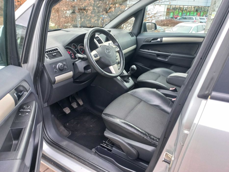 Opel Zafira Lift 1.8 B.104 KM,Nawigacja,Parktronic,Klimatyzacja