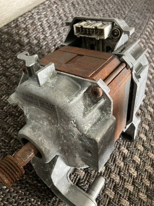 Мотор до пральної машини