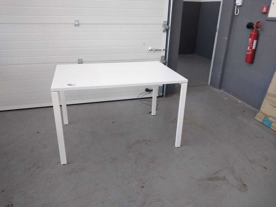 OPORTUNIDADE: mobiliários de escritório em bom estado