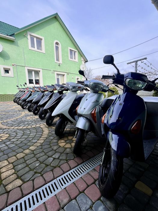 Продажа японских мопедов свежаков hoNDA DIO 34/35 двох тактники цвета