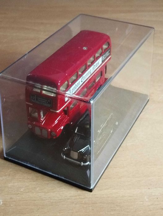 Taxi e Autocarro Britânico Oxford Diecast