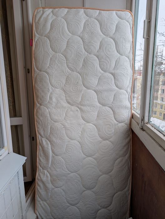 Матрац Matroluxe Butterfly Rose високий, жорсткий. 200 х 90