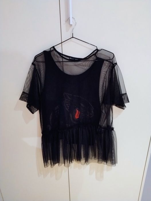 Tiulową bluzka z baskinką zara L