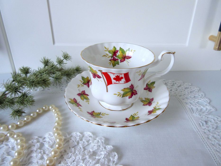 Filiżanka Angielska porcelana Royal Albert