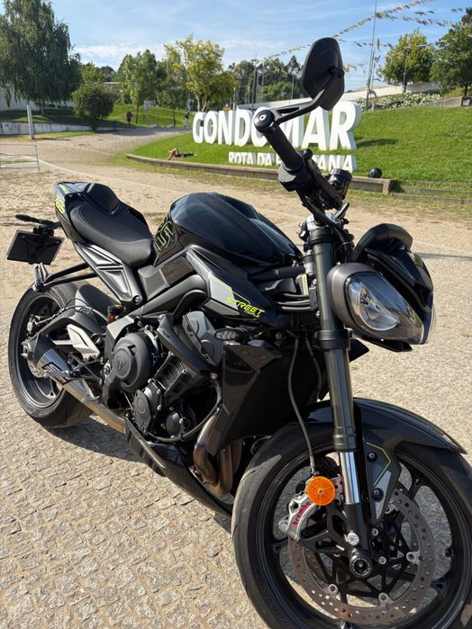 Triumph Street triple 765 rs 2024 Phanton Black, SC Project